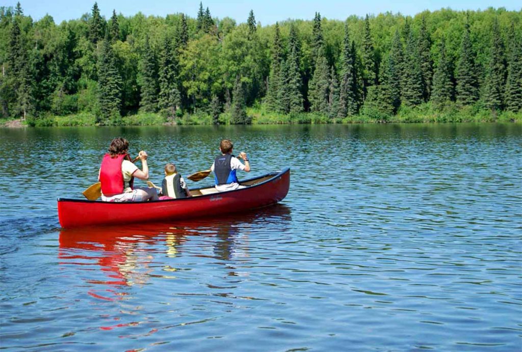 canoe-on-lake